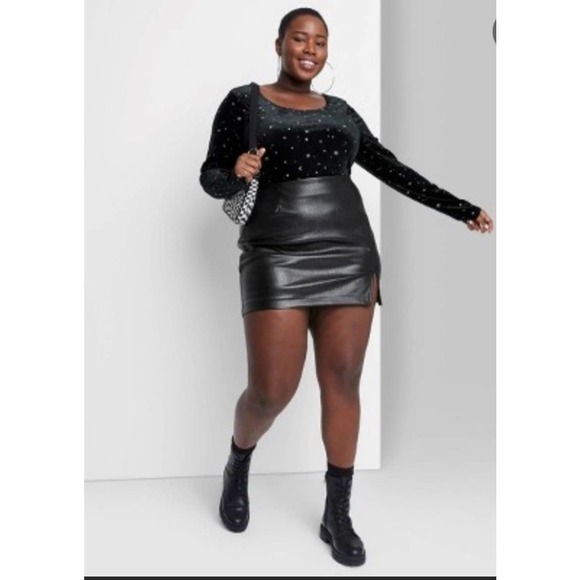 Wild Fable Womens Stars and Moon Bodysuit Size Small‎ Black - Picture 2 of 7